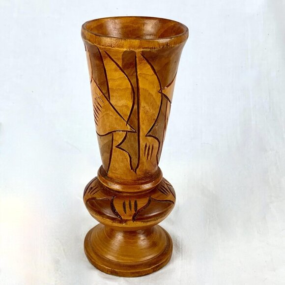 Vintage Hawaiian Turned Wood Vase Floral Carved Tiki Bar Hawaii 8.5 inch Tall Ex - Picture 2 of 2